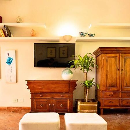 Villetta Romantica Centro Storico Con Giardino Privato ภายนอก รูปภาพ